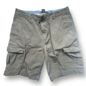 Chaps Tan Cargo Shorts, Size 34‎